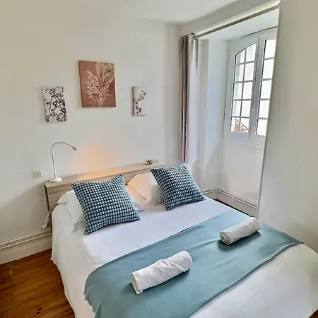 Wonderhost, Entree Historique Sur La Apartment